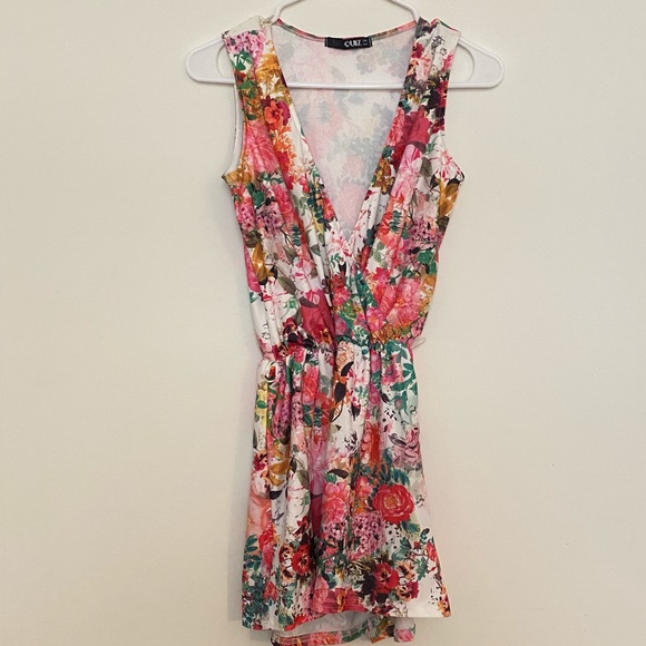 Quiz Playsuit - Picture 3 of 4